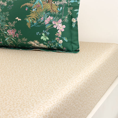 Contes Bedding Collection