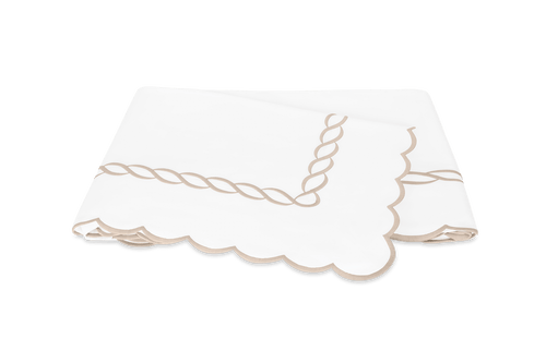 Classic Chain Scallop Bedding Collection