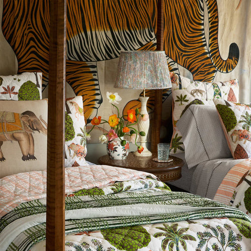 Vivaan Sand Bedding Collection