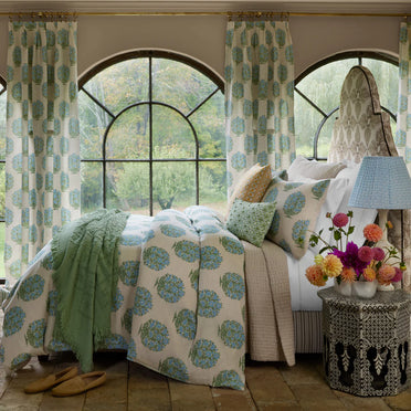 Vani Leaf Bedding Collection