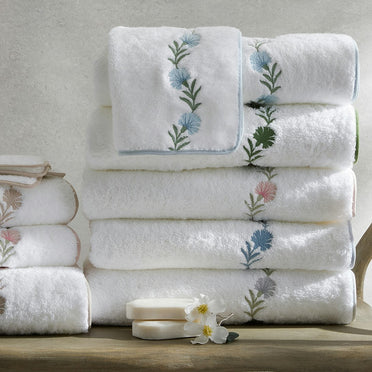 Daphne Bath Collection