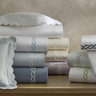 Classic Chain Scallop Matelasse Bedding Collecton