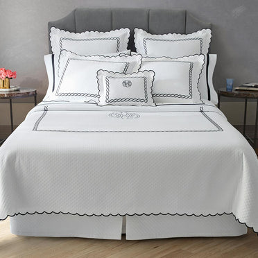 Classic Chain Scallop Matelasse Bedding Collecton