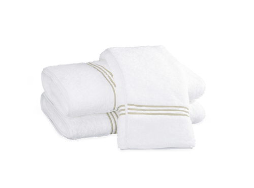 Bel Tempo Bath Collection