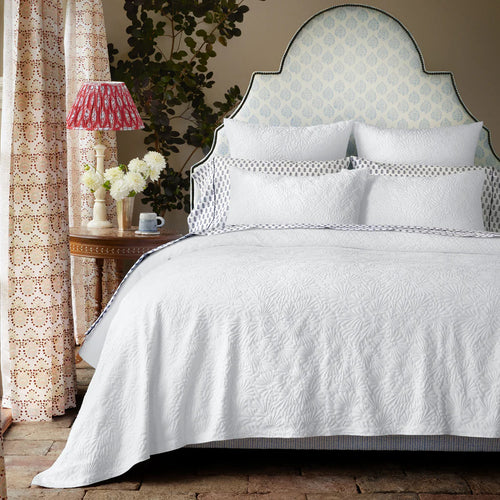 Meera White Bedding Collection