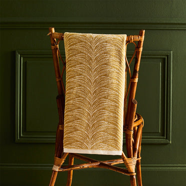 Pollen Bath Towels