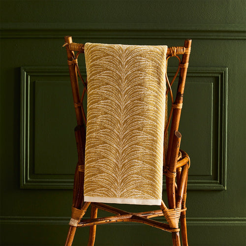 Pollen Bath Towels