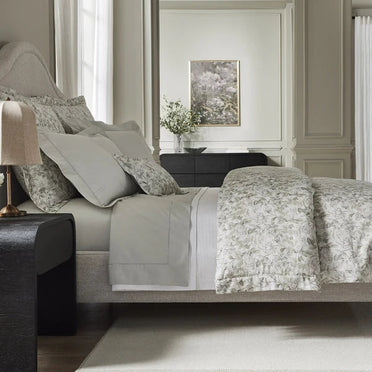Victoria Bedding Collection