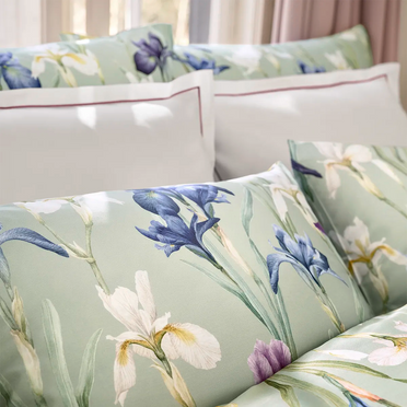 Charlotte Bedding Collection