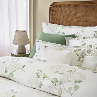 Hortensia Blanc Bedding Collection
